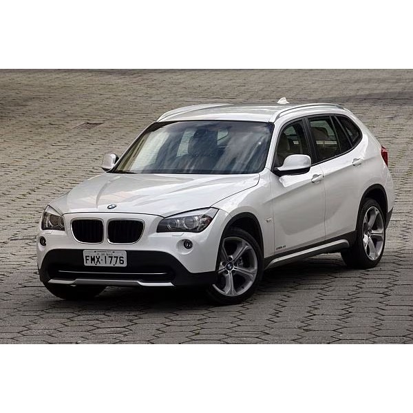 SUCATA BMW X1 2014 - CARRO BATIDO PARA VENDA DE PEÇAS 